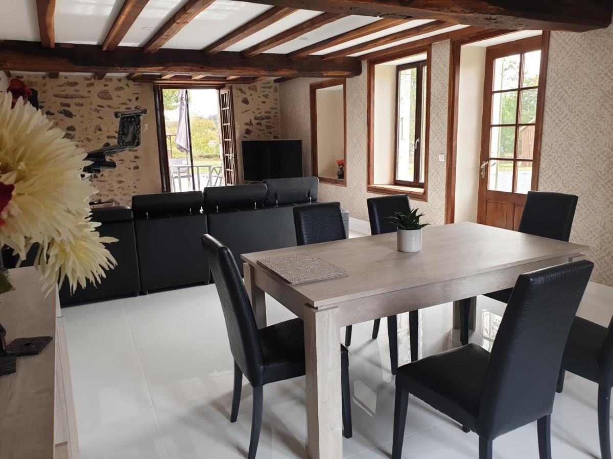 La Maison Du Lac Lavaud Saint-Quentin-sur-Charente Eksteriør billede