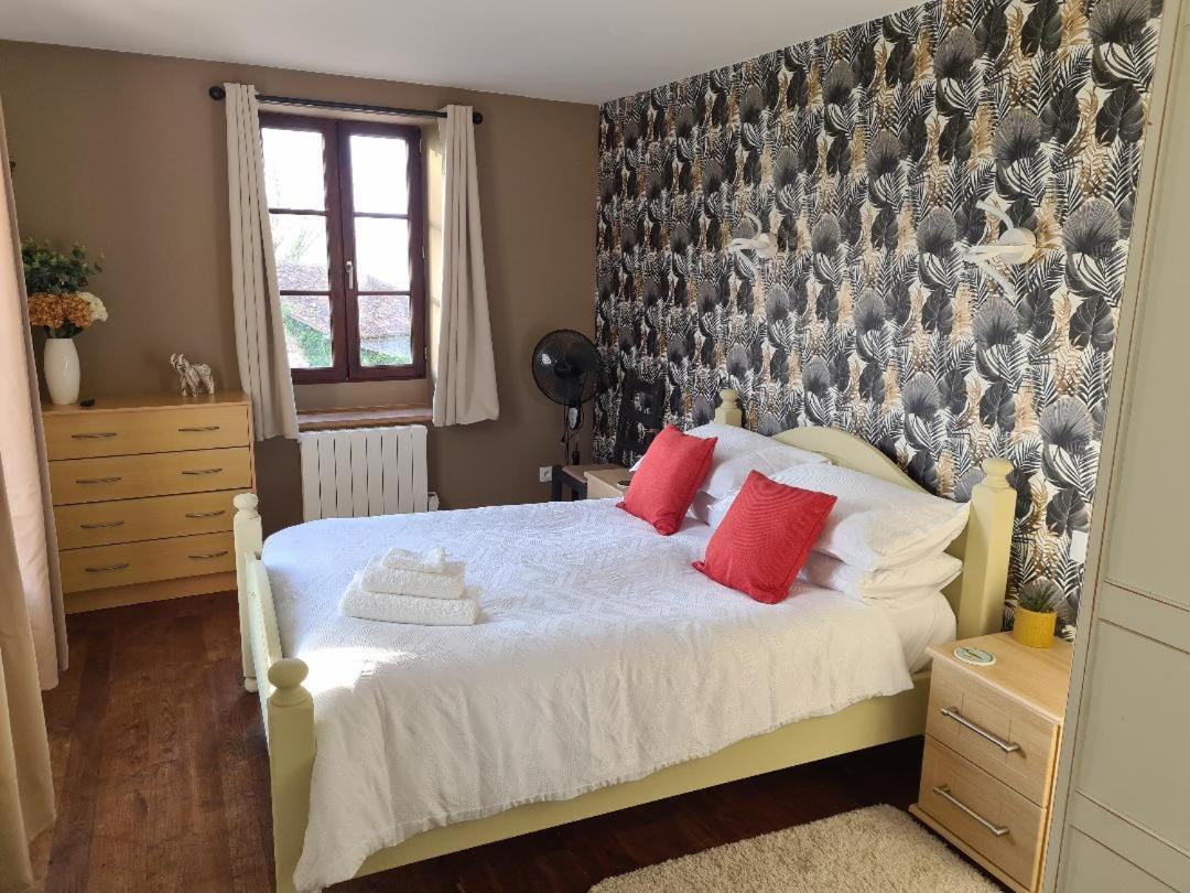 La Maison Du Lac Lavaud Saint-Quentin-sur-Charente Eksteriør billede