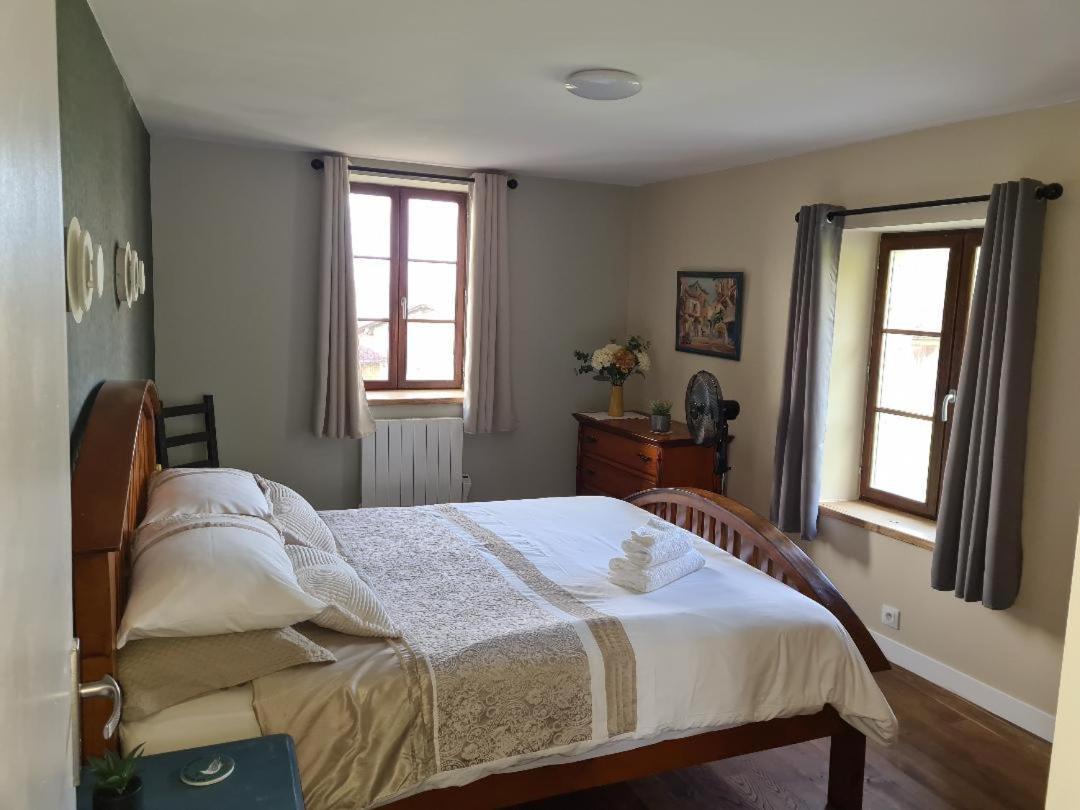 La Maison Du Lac Lavaud Saint-Quentin-sur-Charente Eksteriør billede